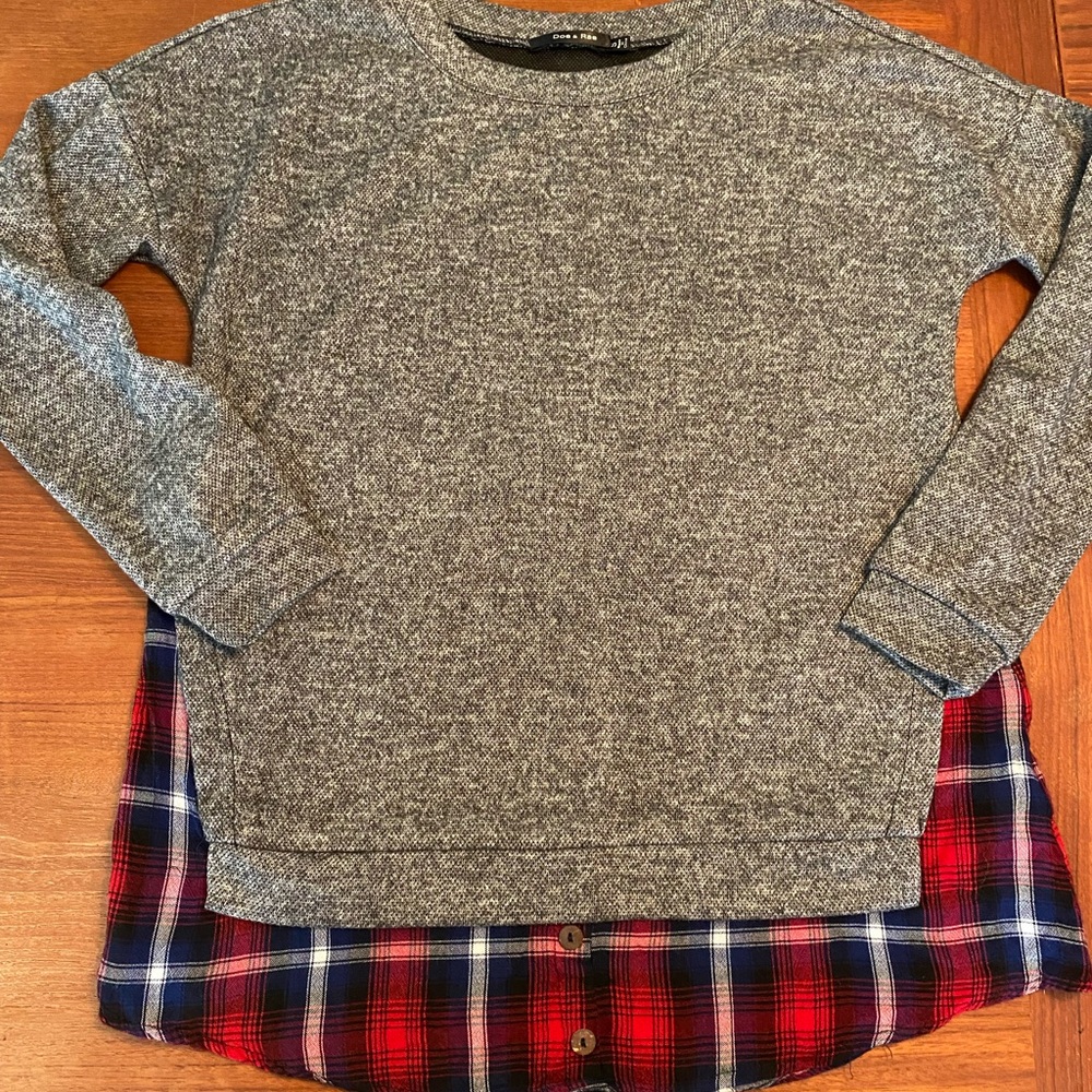 Doe & Rae Flannel Hem Sweatshirt - Picture 2 of 5